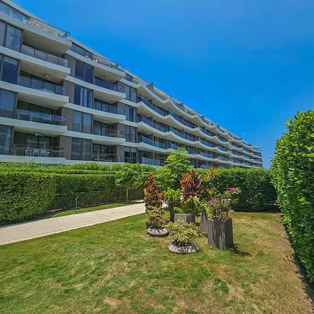 Apartment En Con Acceso Directo Al Mar En *